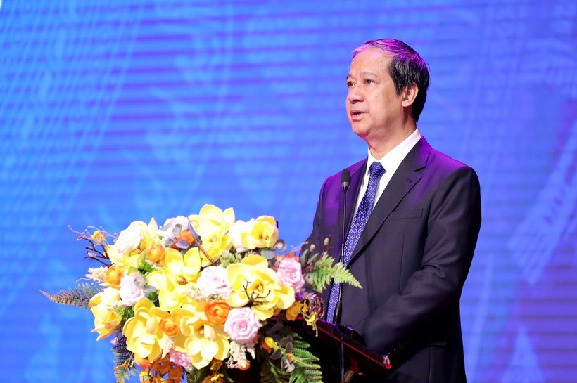 Bộ trưởng Nguyễn Kim Sơn phát biểu tại hội nghị. (Ảnh: Bộ GD-ĐT) bo-truong-bo-giao-duc.jpg