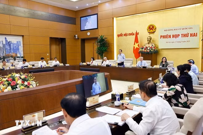 Quang cảnh Phiên họp thứ hai Hội đồng Bầu cử Quốc gia. (Ảnh: Doãn Tấn/TTXVN)