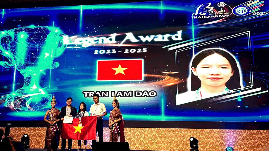 Trần Lâm Đào – học sinh lớp 6, trường THCS Nguyễn Trường Tộ đạt Huy chương Kim cương. Trần Lâm Đào – học sinh lớp 6, trường THCS Nguyễn Trường Tộ đạt Huy chương Kim cương.