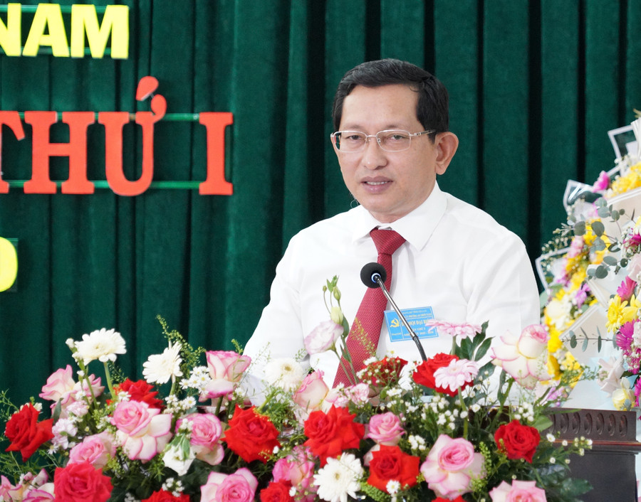 Đồng chí Mai Việt Trung phát biểu chỉ đạo Đại hội. Ảnh: N.H a2.jpg