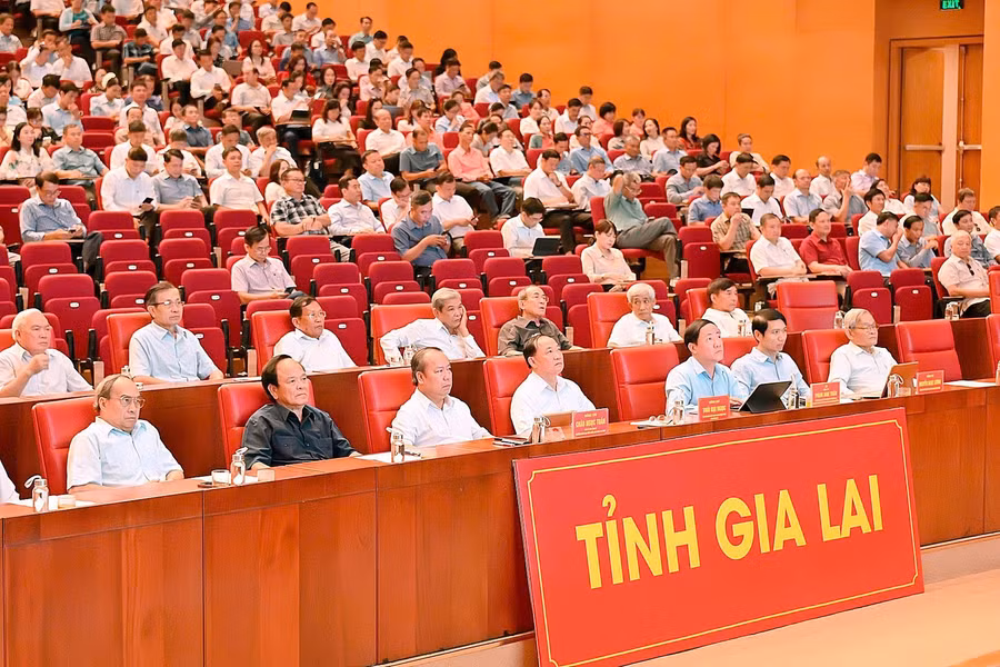 Các đại biểu tham dự hội nghị tại điểm cầu Trung tâm hội nghị tỉnh Gia Lai. Ảnh: Đức Thụy