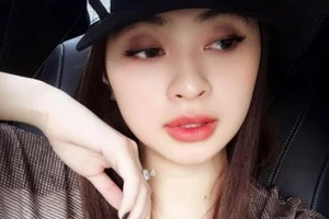 Hot girl được trùm ma túy tặng siêu xe 25 tỷ đồng, cho 5.000 đô la từ lần đầu gặp mặt