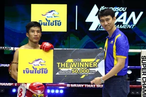 Võ sĩ Muay Trương Cao Minh Phát thắng cả 2 trận knock-out trên đất Thái