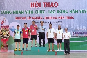 Công ty Cao su Chư Prông giành giải nhất toàn đoàn Hội thao ngành Cao su khu vực II