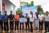 Trao “nhà nhân ái” cho trẻ em đặc biệt khó khăn tại xã Chư Sê