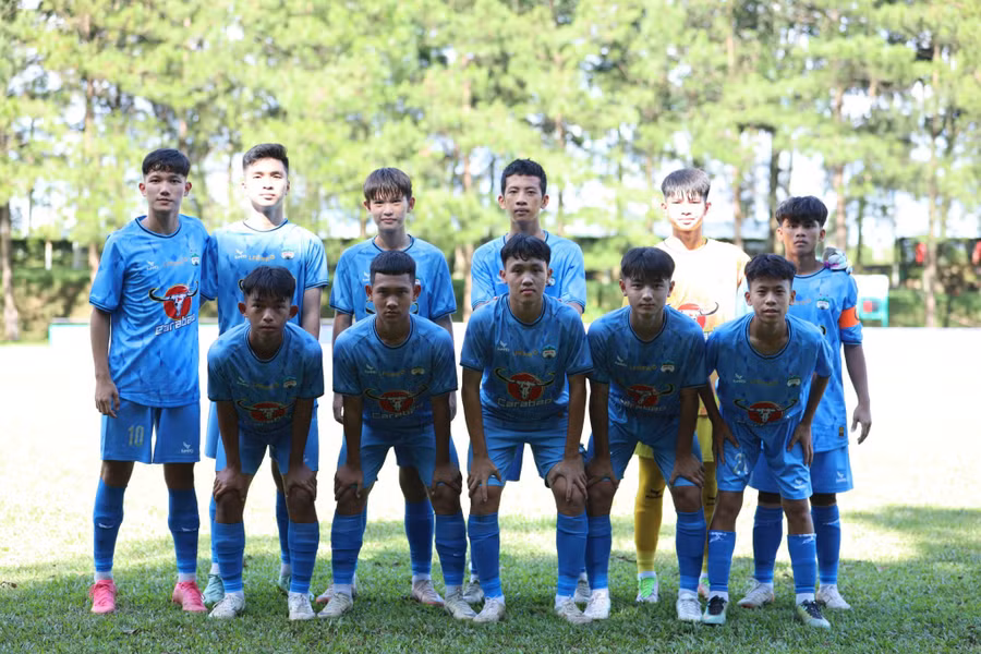U15 HAGL lọt vào vòng chung kết với ngôi nhất bảng. Ảnh: Anh Tuấn