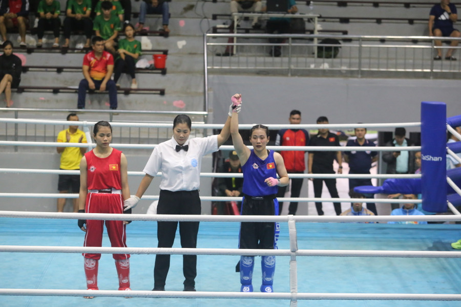 Võ sĩ Lê Thị Nhi giành tấm huy chương vàng duy nhất cho đoàn Gia Lai. Ảnh: Văn Ngọc Võ sĩ Lê Thị Nhi giành tấm huy chương vàng duy nhất cho đoàn Gia Lai. Ảnh: Văn Ngọc