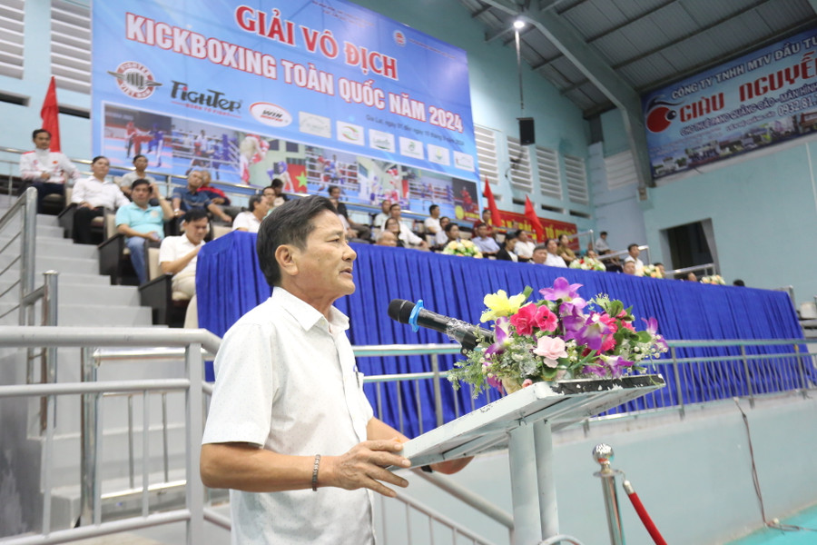 Giám đốc Sở Văn hóa-Thể thao và Du lịch tỉnh Trần Ngọc Nhung phát biểu tại buổi lễ. Ảnh: Văn Ngọc Giám đốc Sở Văn hóa-Thể thao và Du lịch tỉnh Trần Ngọc Nhung phát biểu tại buổi lễ. Ảnh: Văn Ngọc