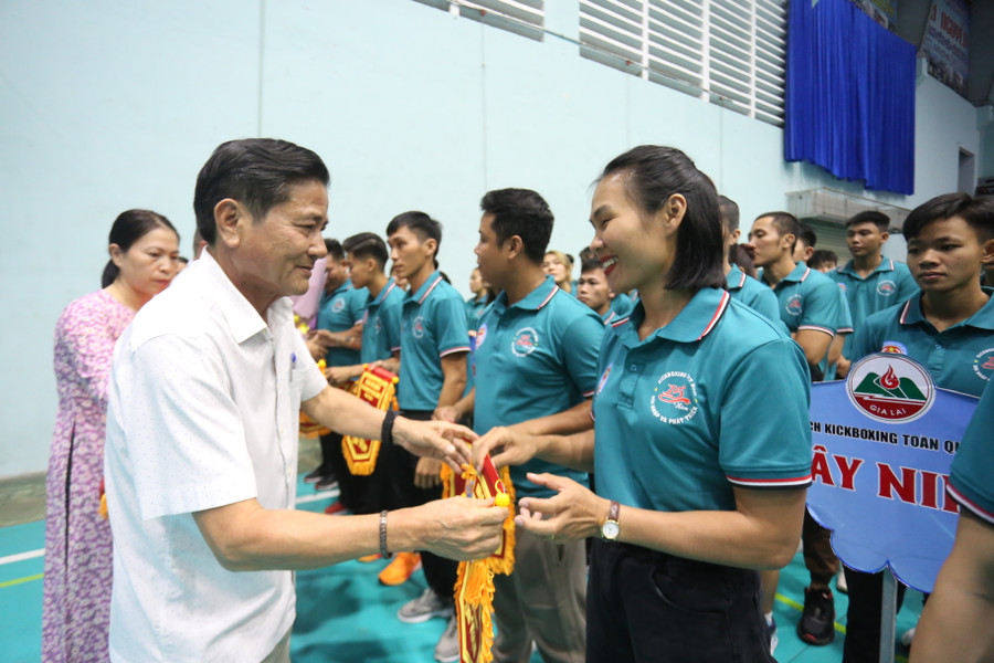 Giải năm nay có sự tham gia của 33 đoàn trong cả nước. Ảnh: Văn Ngọc Giải năm nay có sự tham gia của 33 đoàn trong cả nước. Ảnh: Văn Ngọc