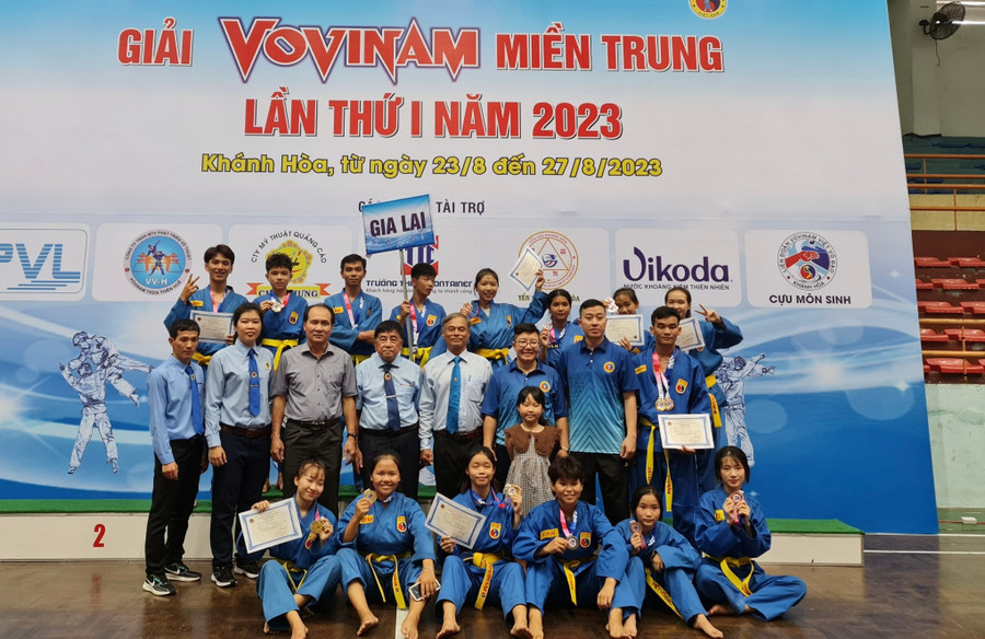 Các võ sĩ Vovinam Gia Lai đã giành được 13 tấm huy chương. Ảnh: Thiên Bình