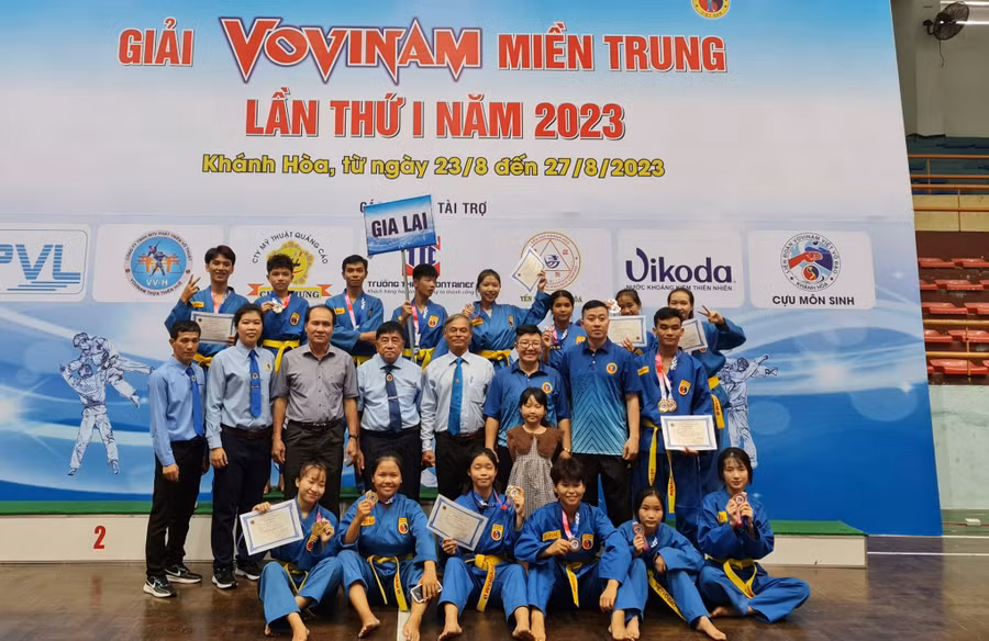 Các võ sĩ Vovinam Gia Lai đã giành được 13 tấm huy chương. Ảnh: Thiên Bình
