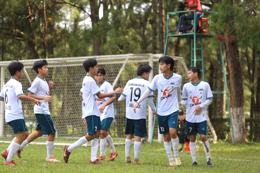 U15 HAGL chính thức giành vé sớm 1 vòng đấu. Ảnh: Văn Ngọc