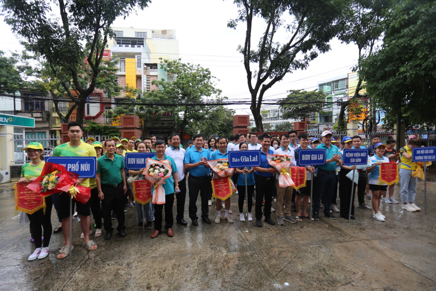 Hội thi đã quy tụ hơn 120 VĐV tham gia so tài. Ảnh: Văn Ngọc Hội thi đã quy tụ hơn 120 VĐV tham gia so tài. Ảnh: Văn Ngọc