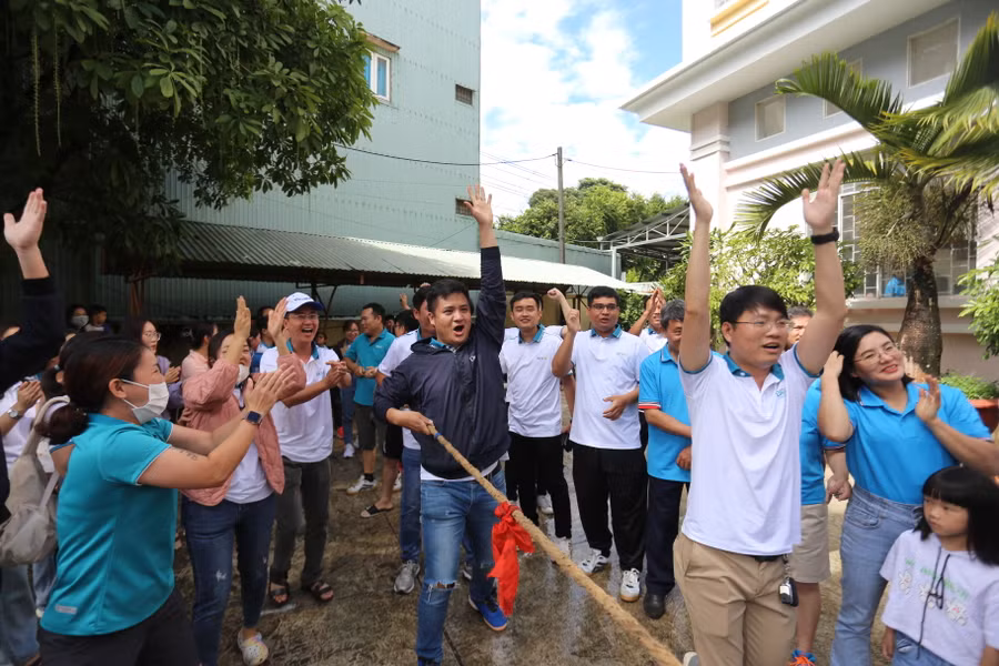 Đội kéo co của BIDV chi nhánh Gia Lai đã giành chức vô địch một cách xứng đáng. Ảnh: Văn Ngọc