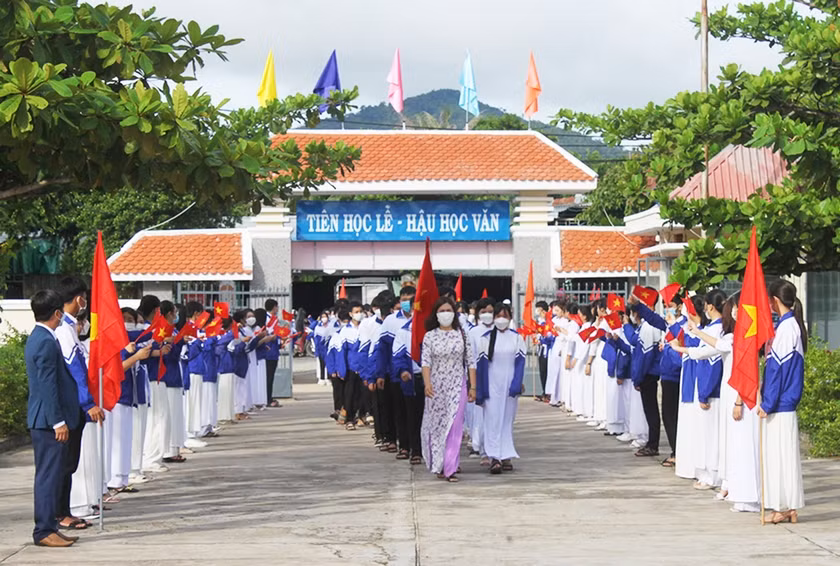 Mỗi năm học là một hành trình ý nghĩa trên con đường tích lũy tri thức. Ảnh: Vũ Chi