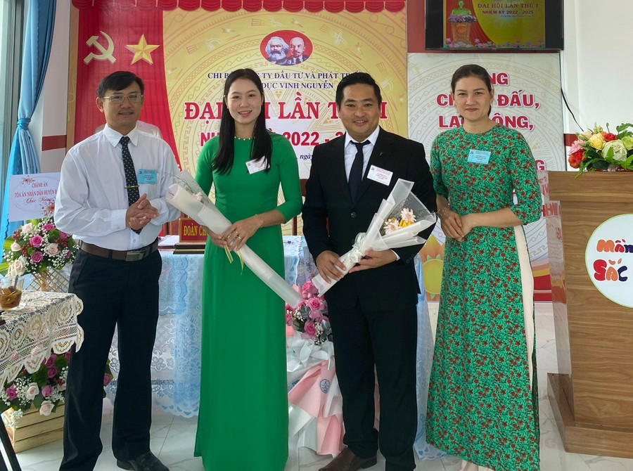 Đại hội Chi bộ Công ty Đầu tư và Phát triển giáo dục Vinh Nguyễn (thị xã An Khê). Ảnh do đơn vị cung cấp