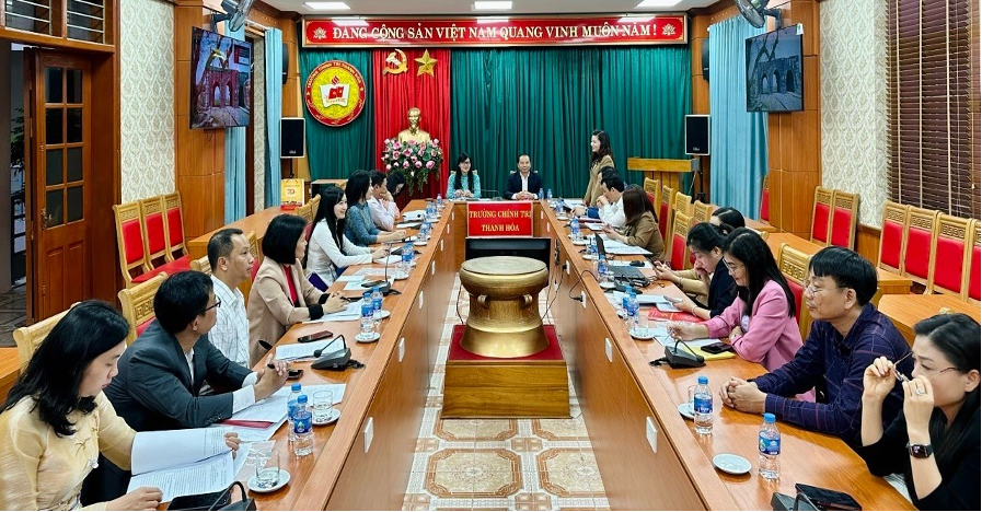 Quang cảnh buổi làm việc của Trường Chính trị tỉnh Gia Lai và Trường Chính trị tỉnh Thanh Hóa. Ảnh: Khánh Phong Quang cảnh buổi làm việc của Trường Chính trị tỉnh Gia Lai và Trường Chính trị tỉnh Thanh Hóa. Ảnh: Khánh Phong