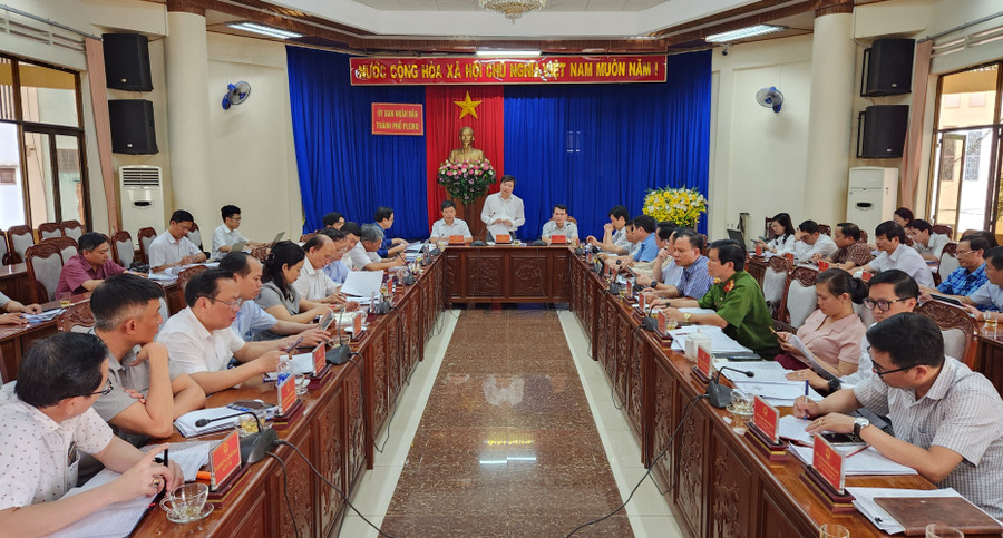 Quang cảnh buổi làm việc. Ảnh: Bá Bính Quang cảnh buổi làm việc. Ảnh: Bá Bính