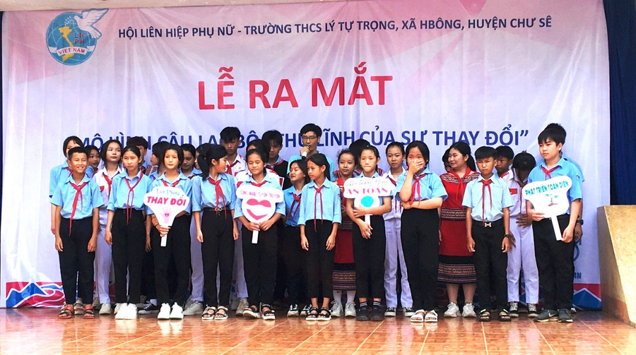 Các thành viên CLB tại buổi ra mắt. Ảnh: Mỹ Đức Các thành viên CLB tại buổi ra mắt. Ảnh: Mỹ Đức