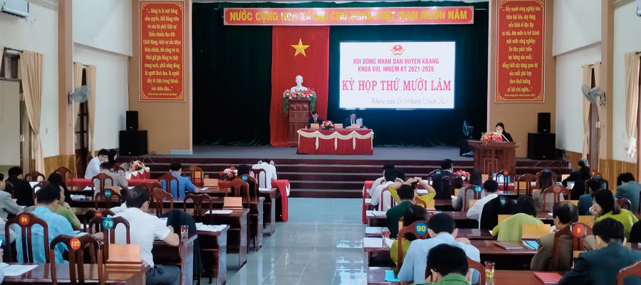 Quang cảnh kỳ họp HĐND huyện Kbang. Ảnh: Hồng Hạnh