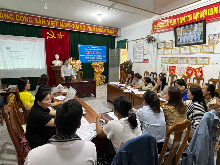 Quang cảnh lớp tập huấn. Ảnh: Tuyết Mai Quang cảnh lớp tập huấn. Ảnh: Tuyết Mai