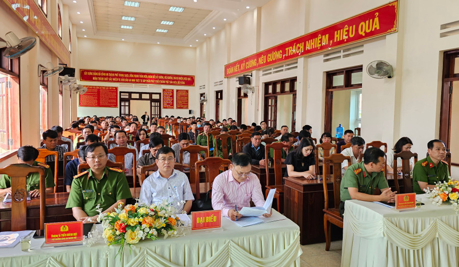 Quang cảnh buổi gặp mặt. Ảnh: Bá Bính