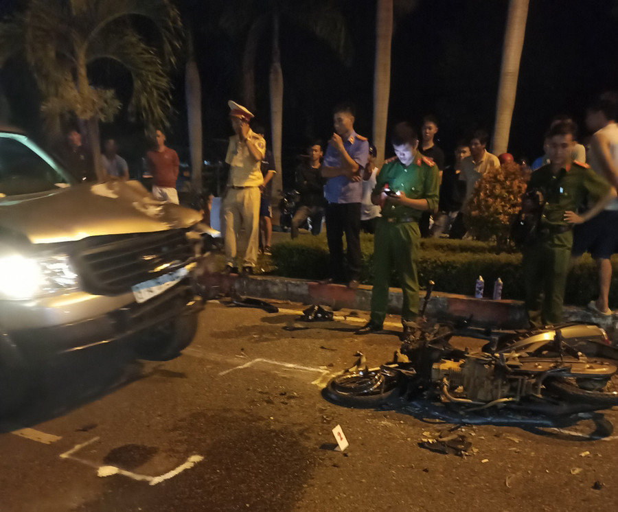 Hiện trường vụ tai nạn. Ảnh: Minh Ngân Hiện trường vụ tai nạn. Ảnh: Minh Ngân