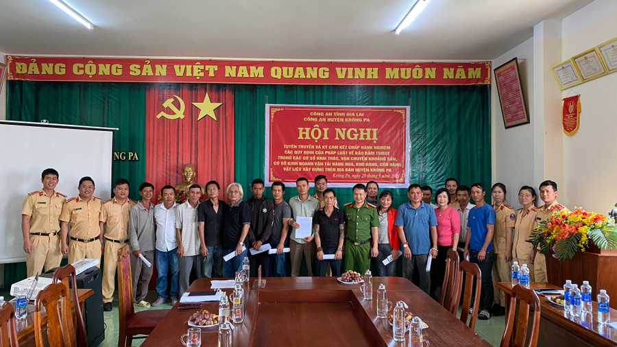 Quang cảnh lễ ký kết. Ảnh: Quang Ngọc Quang cảnh lễ ký kết. Ảnh: Quang Ngọc