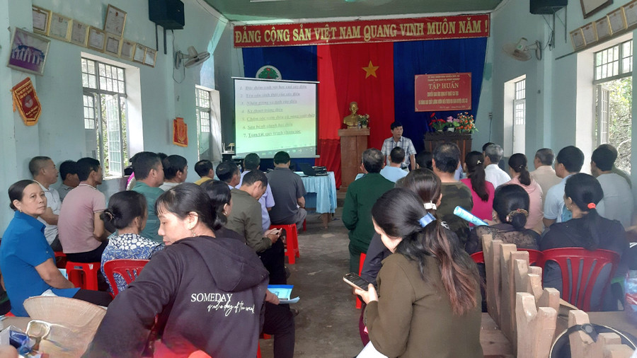 Quang cảnh buổi tập huấn. Ảnh: Kpui Hưng