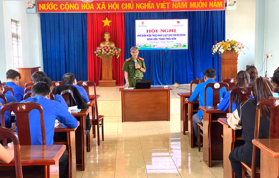 Quang cảnh hội nghị. Ảnh: Hà Đức Thành