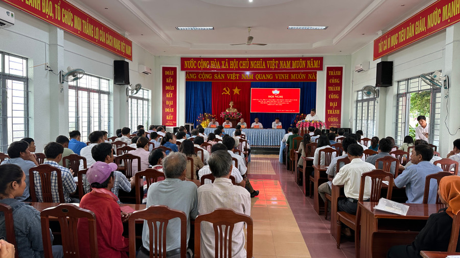 Quang cảnh buổi tiếp xúc cử tri huyện Krông Pa. Ảnh: Quang Ngọc Quang cảnh buổi tiếp xúc cử tri huyện Krông Pa. Ảnh: Quang Ngọc