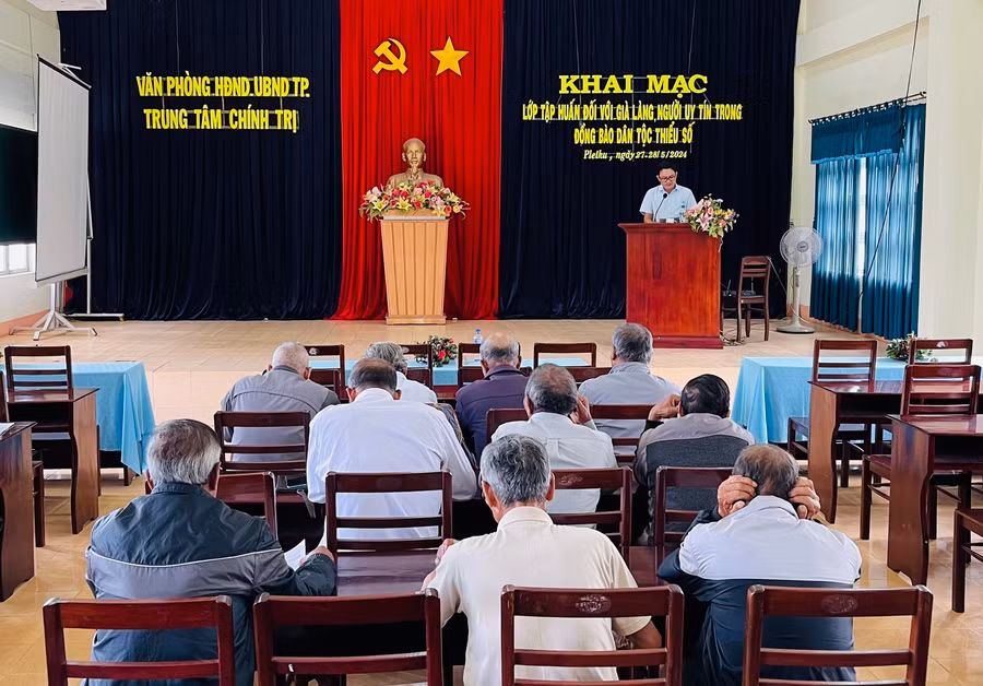 Quang cảnh lớp tập huấn. Ảnh: Bá Bính