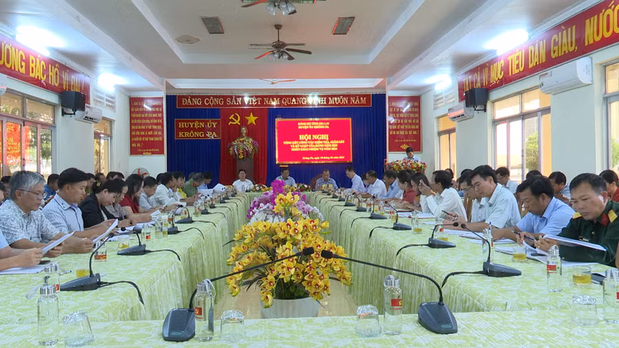 Quang cảnh hội nghị. Ảnh: Quang Ngọc