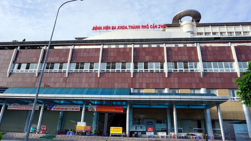 Bị can Lực đã có hành vi câu kết, giúp sức cho hai nhân viên khoa Xét nghiệm, BVĐK TP Cần Thơ kê khống số lượng hàng hóa là kit xét nghiệm viêm gan B, C, lao... rồi thanh toán và chiếm đoạt. Ảnh minh họa: HẢI DƯƠNG/Pháp Luật TP. Hồ Chí Minh