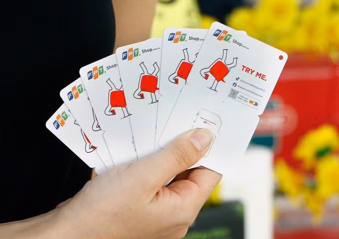 Sim mạng FPT có đầu số 0775. Ảnh nguồn Báo Sài Gòn Giải Phóng.