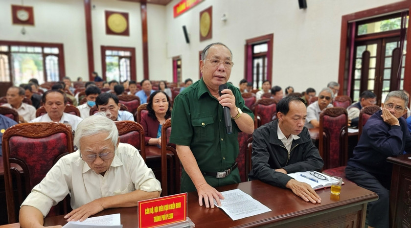 Các đại biểu tham gia ý kiến tại buổi đối thoại của Thường trực Thành ủy Pleiku với cán bộ, hội viên cựu chiến binh. Ảnh: Anh Huy Các đại biểu tham gia ý kiến tại buổi đối thoại của Thường trực Thành ủy Pleiku với cán bộ, hội viên cựu chiến binh. Ảnh: Anh Huy