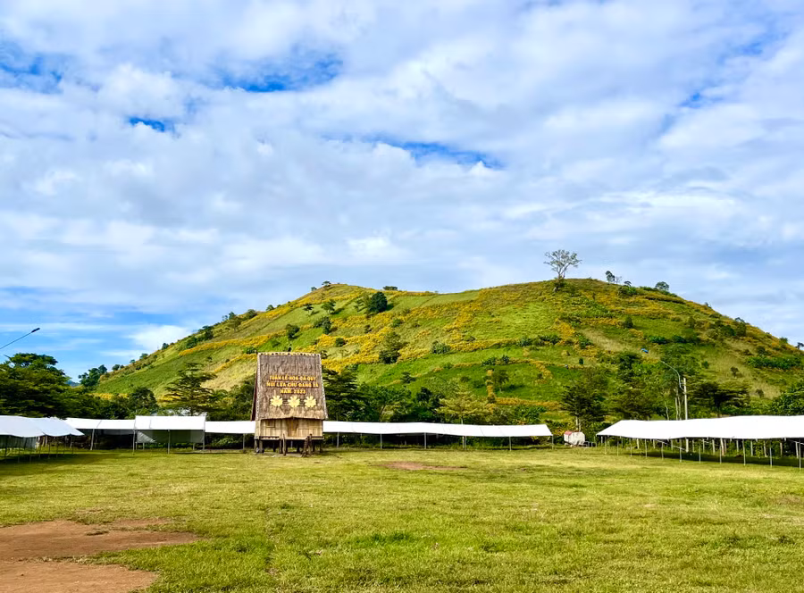 Núi lửa Chư Đang Ya, huyện Chư Păh, tỉnh Gia Lai. Ảnh: P.V