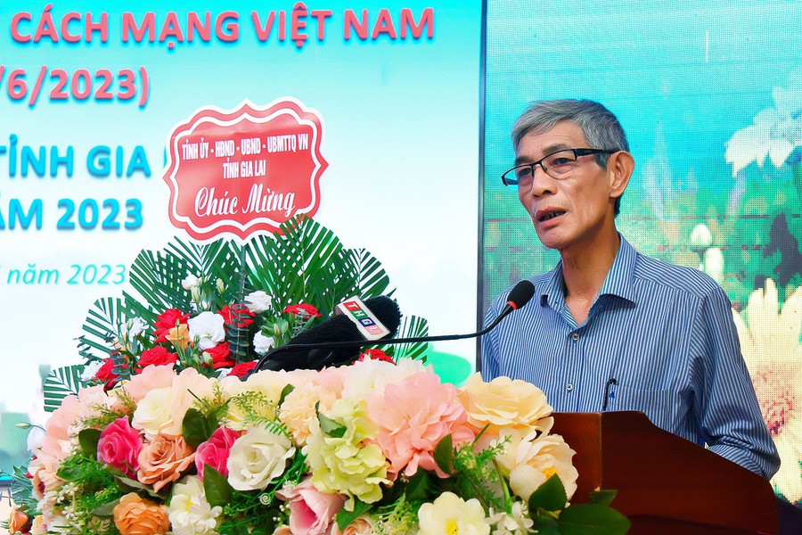 Giám đốc Sở Thông tin và Truyền thông Nguyễn Ngọc Hùng phát biểu tại buổi tọa đàm. Ảnh: Đức Thụy Giám đốc Sở Thông tin và Truyền thông Nguyễn Ngọc Hùng phát biểu tại buổi tọa đàm. Ảnh: Đức Thụy