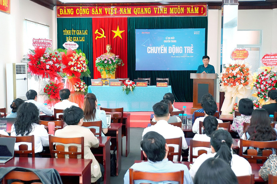 Quang cảnh buổi lễ ra mắt chuyên trang Chuyển động trẻ. Ảnh: Đ.T Quang cảnh buổi lễ ra mắt chuyên trang Chuyển động trẻ. Ảnh: Đ.T