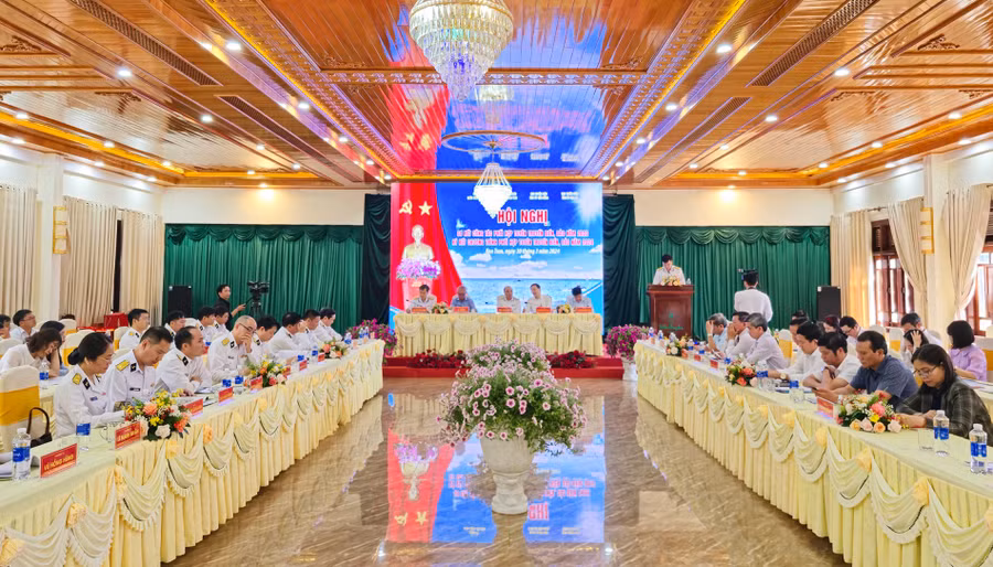 Quang cảnh hội nghị. Ảnh: Công Hoan