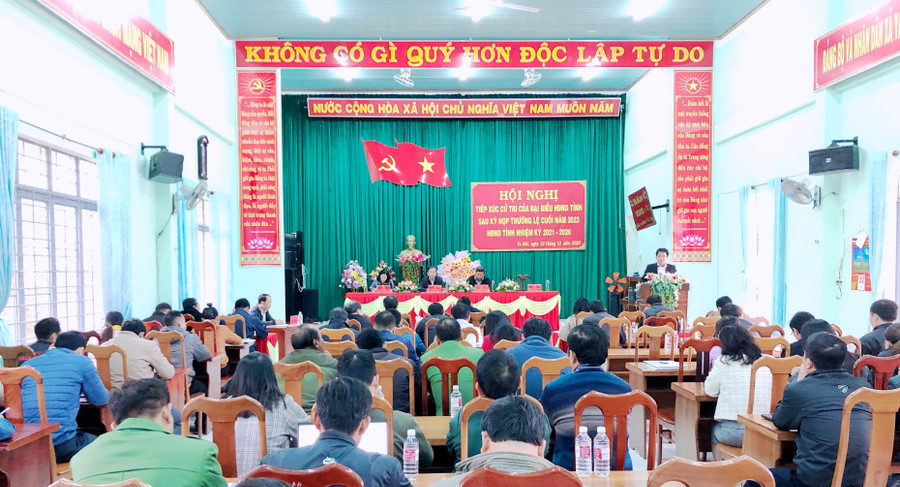 Quang cảnh buổi tiếp xúc. Ảnh: Lan Anh Quang cảnh buổi tiếp xúc. Ảnh: Lan Anh