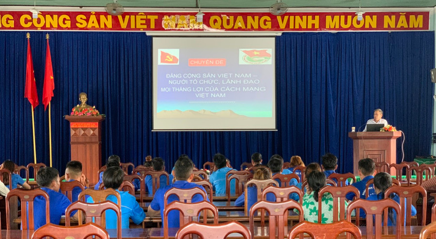 Quang cảnh lớp tập huấn. Ảnh: Hà Duyệt