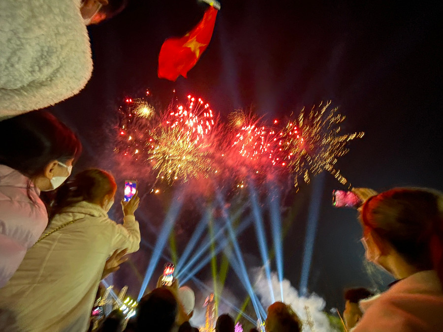 Tường thuật trực tiếp: Lễ hội Giao thừa mừng xuân Giáp Thìn năm 2024 tại TP. Pleiku ảnh 42