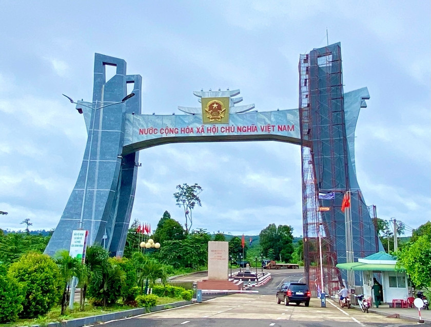 Hoạt động thương mại tại khu vực biên giới vẫn chưa tương xứng với tiềm năng. Ảnh: Hạ Vy Hoạt động thương mại tại khu vực biên giới vẫn chưa tương xứng với tiềm năng. Ảnh: Hạ Vy