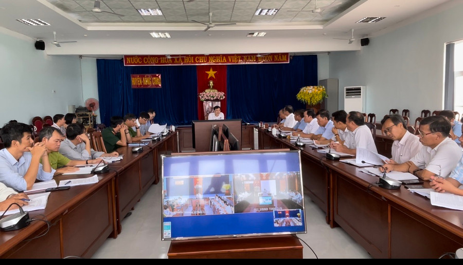 Quang cảnh buổi làm việc. Ảnh: Phương Liên