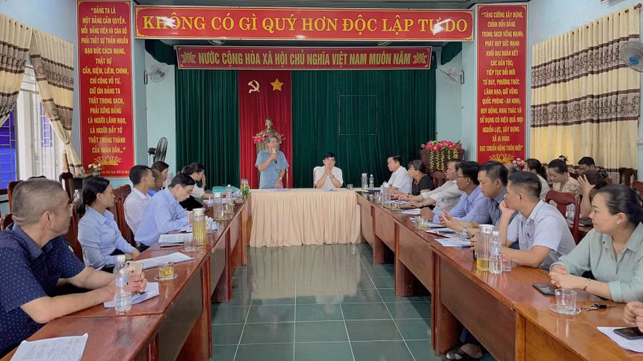 Quang cảnh buổi làm việc. Ảnh: Hoa Mai