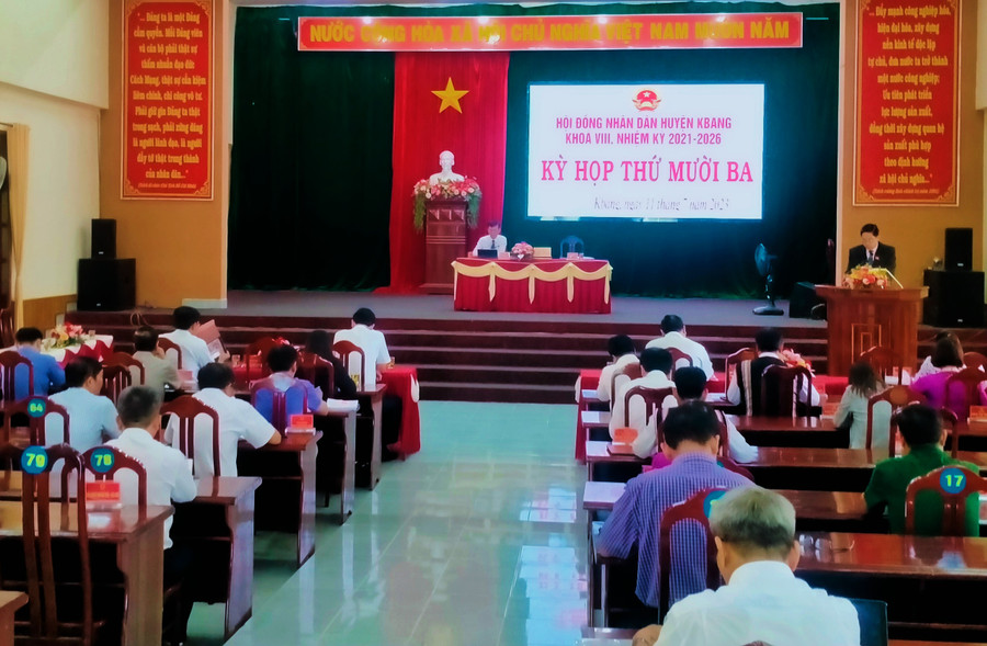 Quang cảnh kỳ họp. Ảnh: Hồng Hạnh