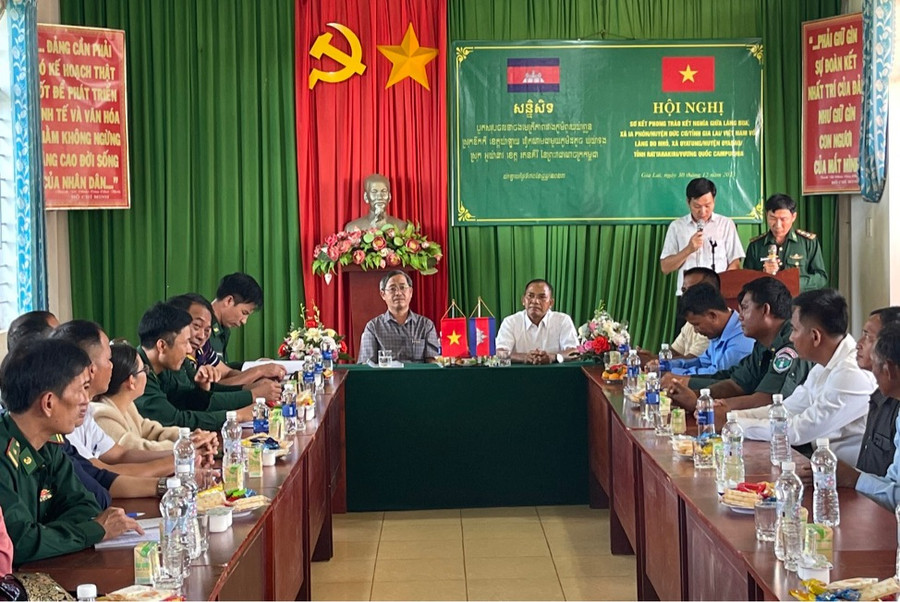 Quang cảnh hội nghị sơ kết. Ảnh: Quốc Vinh Quang cảnh hội nghị sơ kết. Ảnh: Quốc Vinh