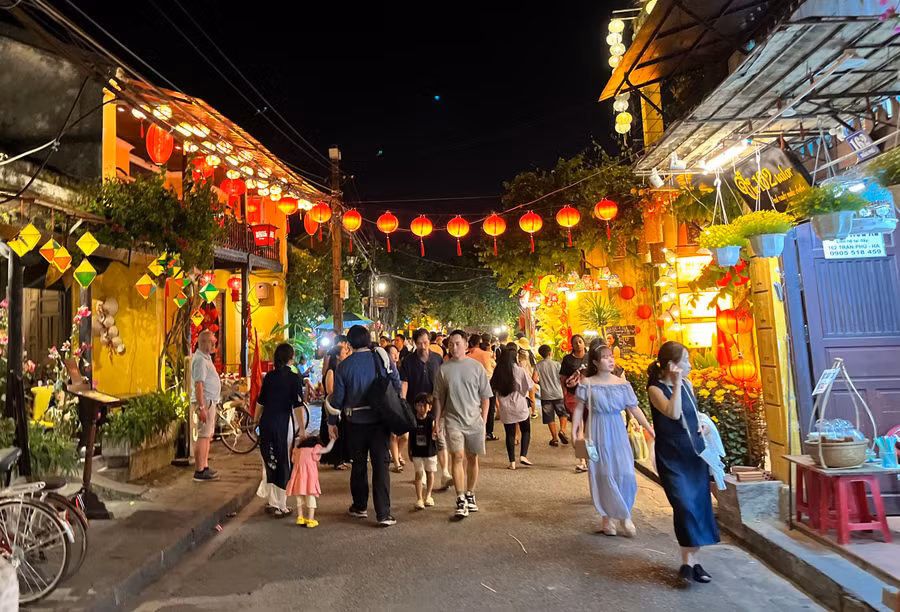 Hội An là thành phố du lịch một mình an toàn nhất thế giới. Ảnh: Phương Vi