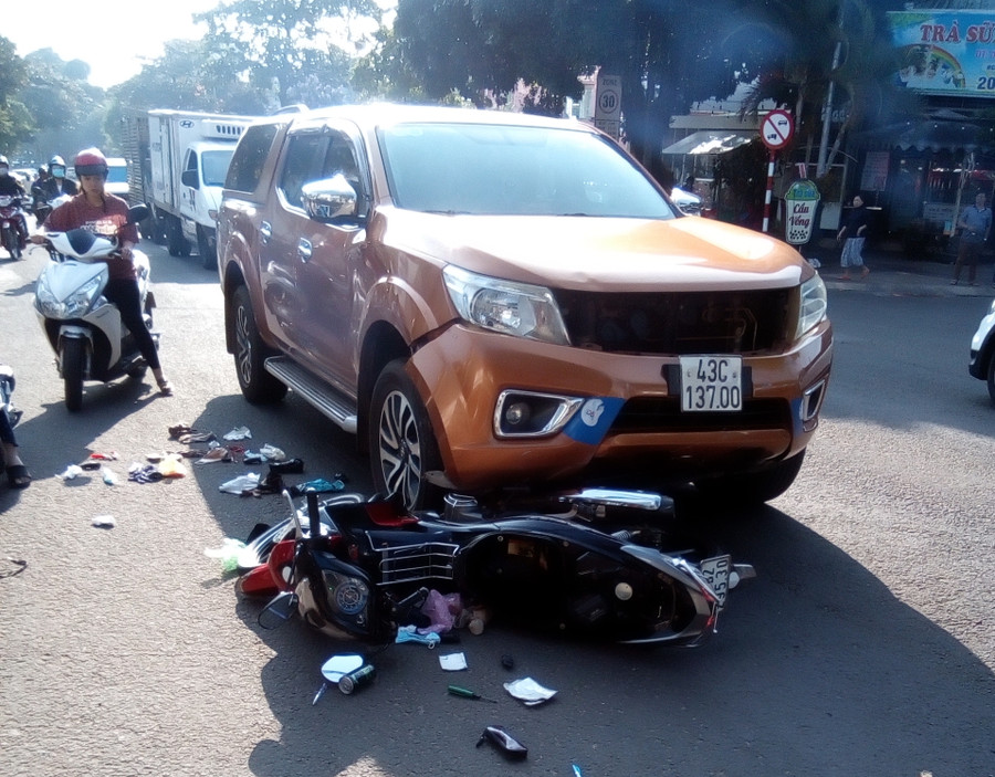 Hiện trường vụ tai nạn. Ảnh: Hoàng Anh Phượng Hiện trường vụ tai nạn. Ảnh: Hoàng Anh Phượng